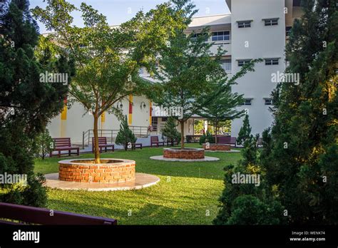 Sabah Chinese High School Hi Res Stock Photography And Images Alamy