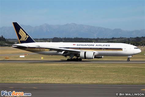 Boeing Er V Svk Singapore Airlines By Bill Mallinson