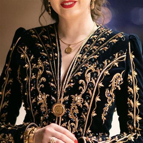 Algerian Caftans Farah Traditional Outfits Muslim Royalty