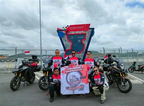 Touring Kemerdekaan Komunitas Honda CB150X Regional Jatim RIDING DI 3