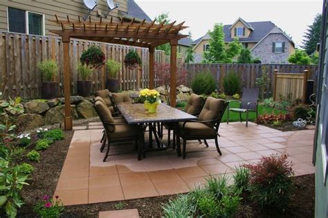 Pin By Rosemarie Geklinsky Ross On Backyards Ideas Small Patio Design Backyard Landscaping