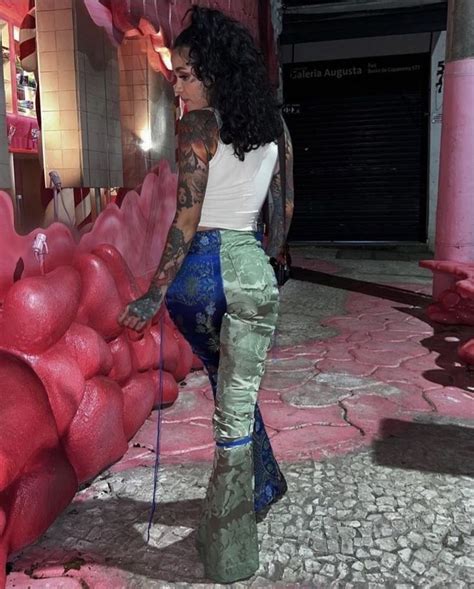 #kehlani in 2022 | Kehlani, Poses, Stylists