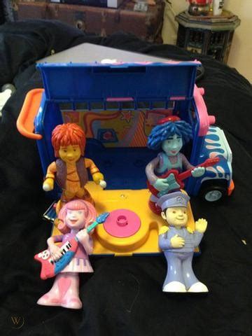 Doodlebops Bus Toy