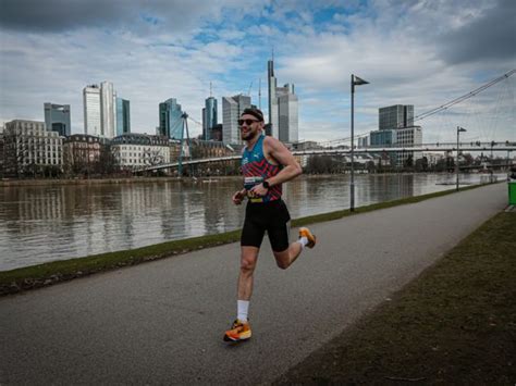 22 Frankfurter Mainova Halbmarathon 2024 Laufen De