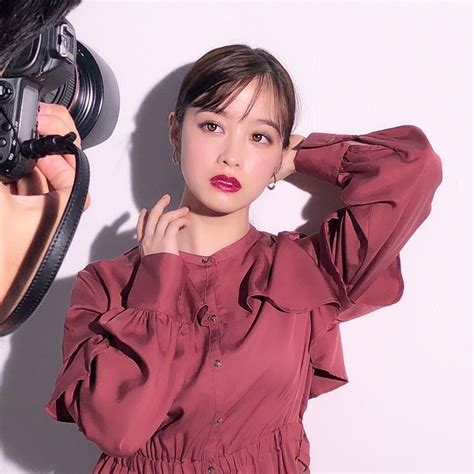 Kanna Hashimoto Shocks Fans With Sexy Mature Makeup