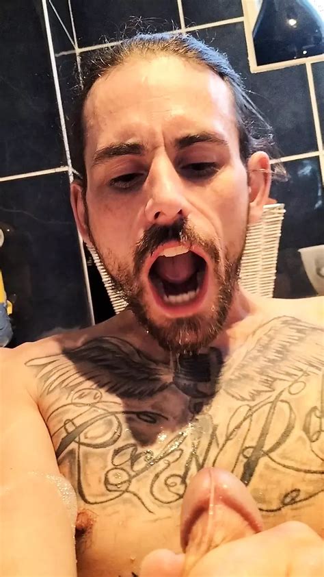 Self Pee I M Bath Gay Porn Xhamster
