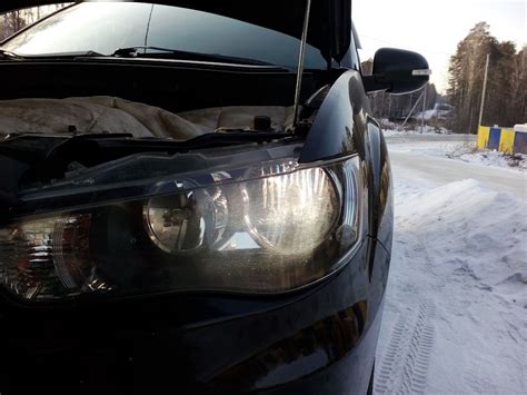 Поставил лампы белого света — Mitsubishi Outlander XL, 2 л, 2011 года ...