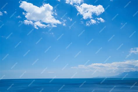 Premium Photo | Blue sea and sky background