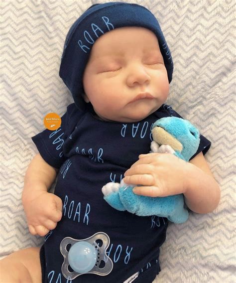 Bebê Reborn Baratinho Menino - Boneca Bebê Reborn Menino Barato em Promoção com Enxoval | Elo7