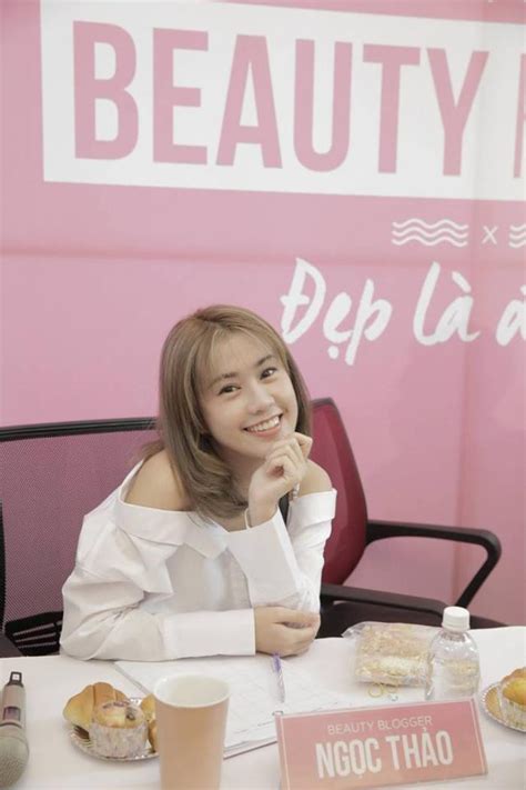 Đế chế hot girl một thời trên các bìa báo cho giới trẻ bây giờ ra sao