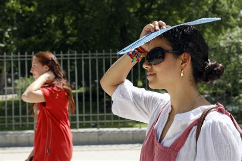 La Tercera Ola De Calor Del Verano Llega Este Lunes Con Temperaturas De