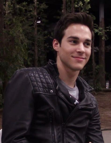 Chris Wood Vampire Diaries Vampire Diaries Cast Vampire Diaries The