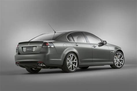 Pontiac G8 built on GM’s new global RWD architecture