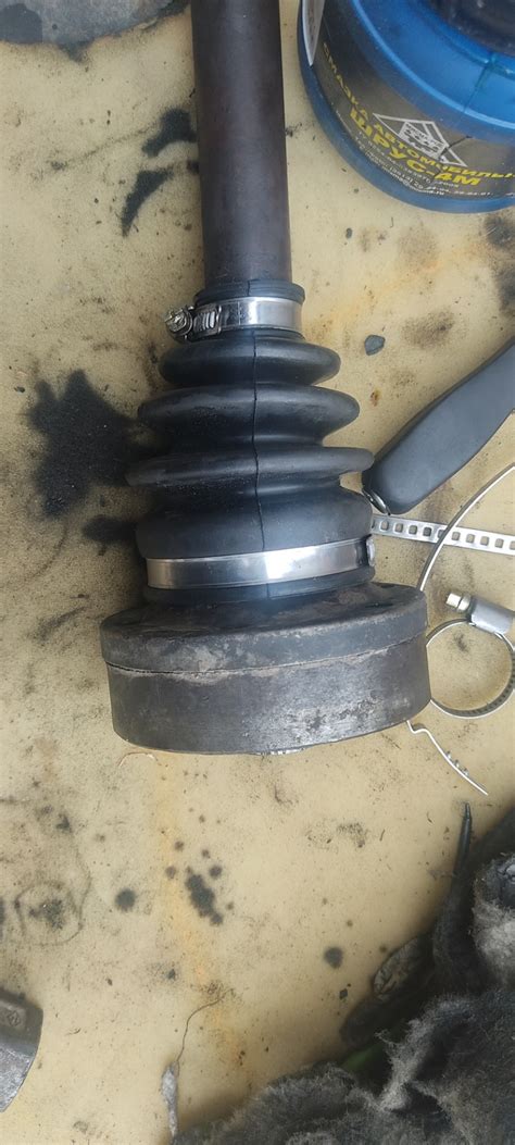 Пыльники шрус — Москвич 2141, 1,6 л, 1998 года | запчасти | DRIVE2