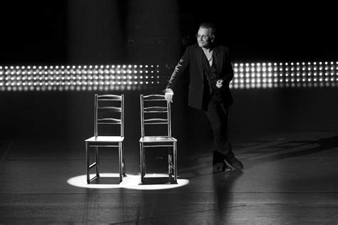 Bono Geeft Zich Helemaal Bloot In Zijn Film Mijn Vaders Laatste Woorden Waren Fuck Off Show