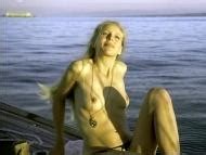 Naked Petra Schmidt Schaller In Ein Fliehendes Pferd