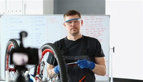 Premium Photo | Master blogger demonstrates camera how to properly ...