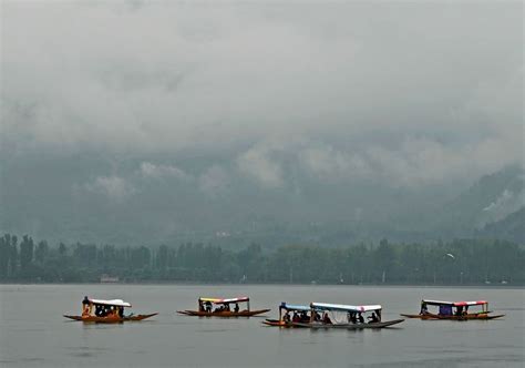 Cloudy Weather With Intermittent Light Rain In J&K During Next 24 Hours ...