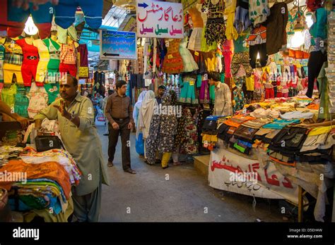 Rawalpindi Bazaar, Pakistan Stock Photo - Alamy