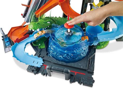 Set De Joaca Spalatorie Auto Hot Wheels Ultimate Gator Car Wash City Bebe Pufos