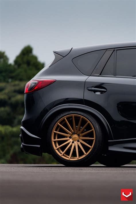 Vossen Wheels und Bodykit am Mazda CX-5