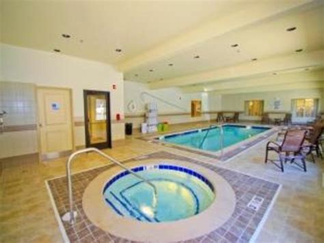 Holiday Inn Express and Suites Missoula in Missoula (MT) - Room Deals ...