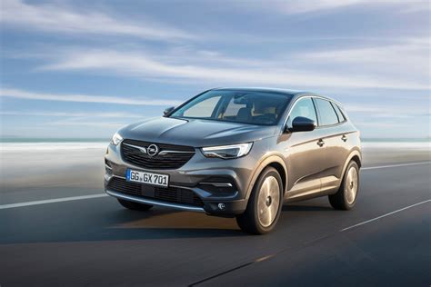 Opel Grandland X Accoglie Il Nuovo 15 Diesel Hdmotoriit