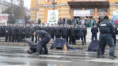 Demonstratie Jandarmi Ziua Jandarmeriei Cluj Napoca 3 Aprilie 2013