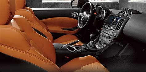 nissan 370z custom interior - Antoine Fredrickson