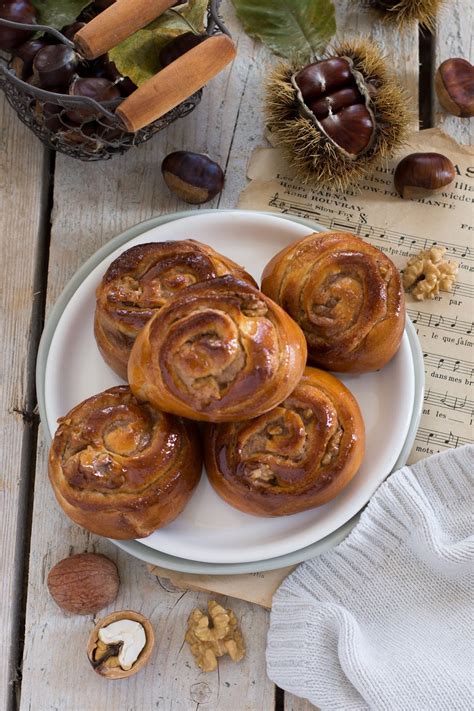 Chic Chic Chocolat Brioches roulées à la crème de marron et aux noix