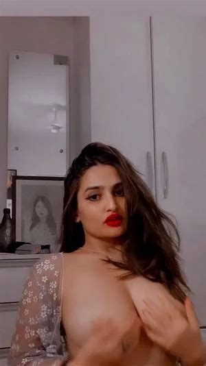 sassyを視聴 Indian Tiktok Amateur Porn SpankBang