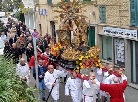 Coinvolgenti Festeggiamenti A Varazze Per San Giuseppe Patrono Della