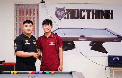 Ma Thị Anh cùng dàn hot girl bi a đại chiến tại giải pool sinh viên TP HCM