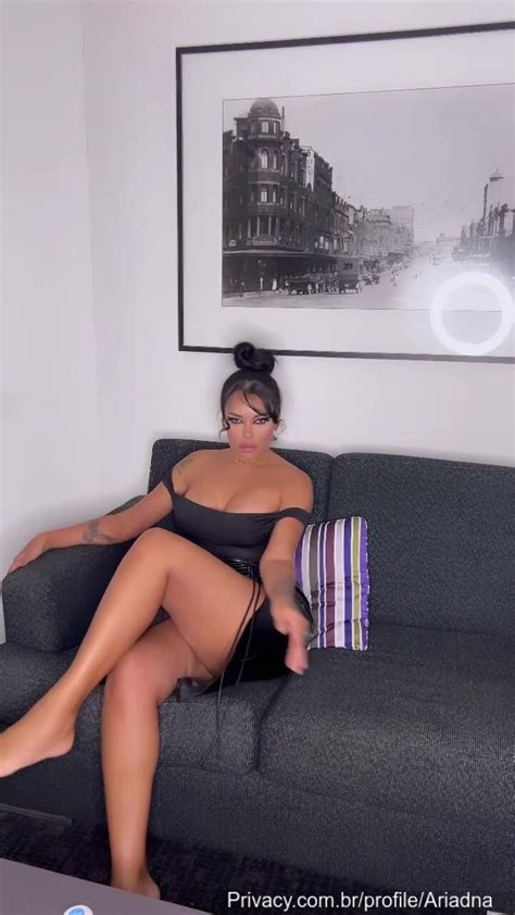 Ariadna Naked With Her Fingers In Her Lubricated Asshole Cnn Amador