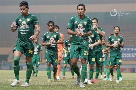 Boleh Enggak Juara Persebaya Masih Punya Misi Jegal Persib Dan Bali