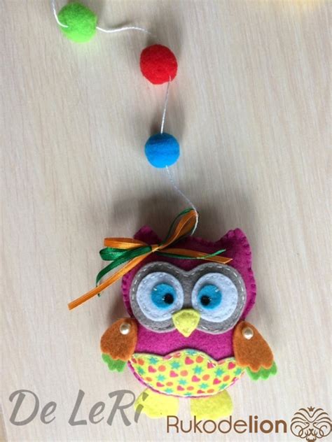 Мобиль в детскую кроватку из фетра