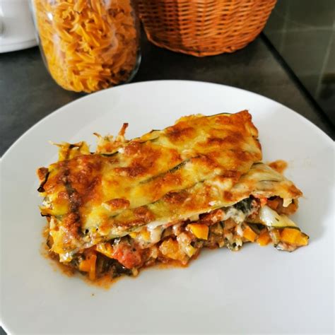 Zucchini Lasagne Mit Bechamelso E Rezept Kitchen Stories