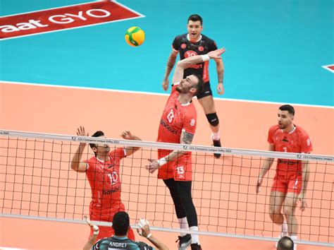 Ziraat Bankkart tan önemli galibiyet Voleybolunsesi