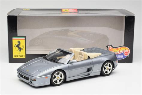 Ferrari F355 Spider Silver Hot Wheels 1 18