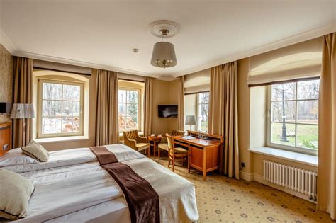 HOTEL ZAMEK TOPACZ WROCŁAW 4 Polska od 485 PLN BOOKED