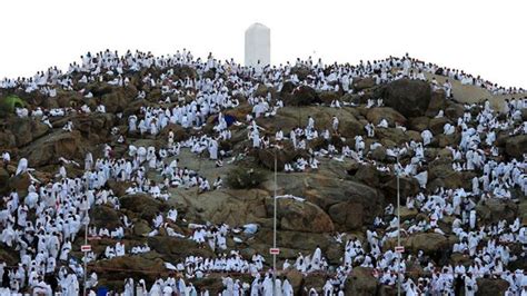 Bacaan Doa Dan Dzikir Wukuf Di Arafah Lengkap Dengan Arab Latin Dan