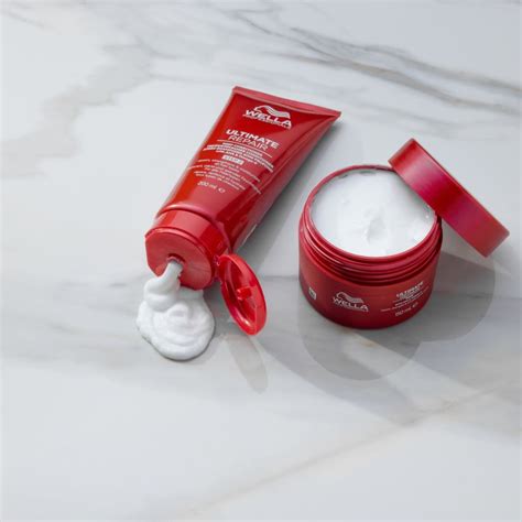 Wella Professionals Ultimate Repair Mask Intensyvaus Poveikio