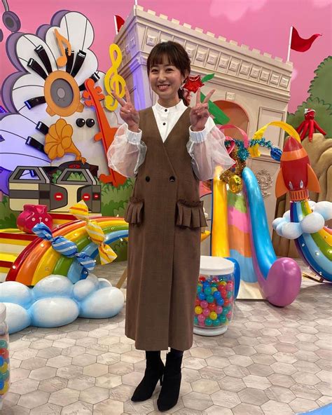 豊崎由里絵さんのインスタグラム写真 豊崎由里絵instagram「 明日1月14日（金）19時〜 関西テレビ 「ちまたのジョーシキ