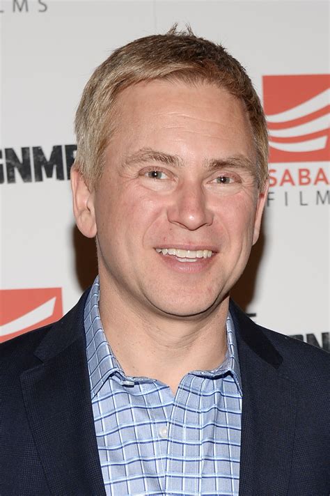 These fox news news anchors have a secret off-screen bond 23