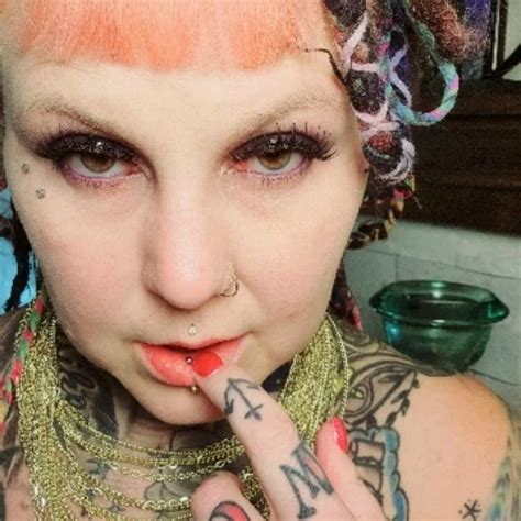 Pounding My Tight Pussy With Glass Spinner Amateur Porn Feat Madame