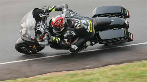 Motoamerica Gillim Crashes Breaks Lap Record In Baggers Fp