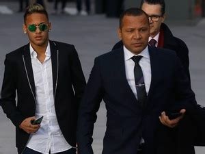 GazetaWeb Neymar Pai desacata secretária e recebe voz de prisão