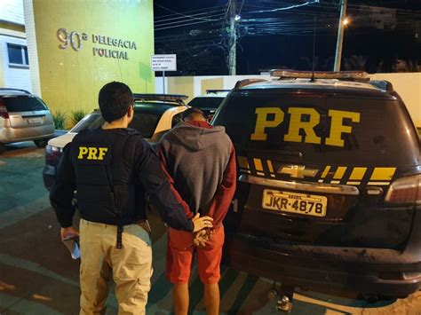 PRF prende dois homens mandado de prisão em aberto Jornal