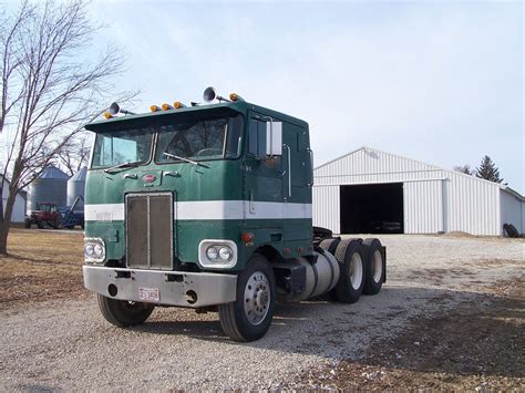 Peterbilt 352 cabover #heavyhauling | Peterbilt, Trucks, Big trucks