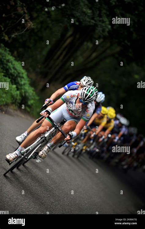 Team LPR Brakes-Ballan lead the chase as they approach Streatley Hill ...